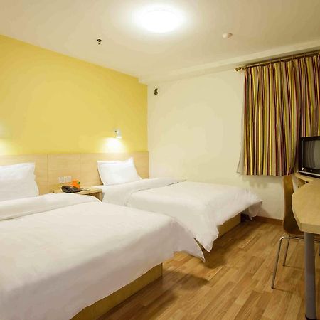 Haimen 365 Hotel الغرفة الصورة