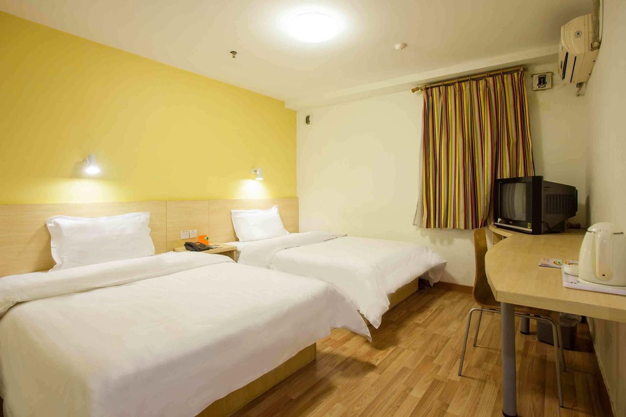 Haimen 365 Hotel الغرفة الصورة